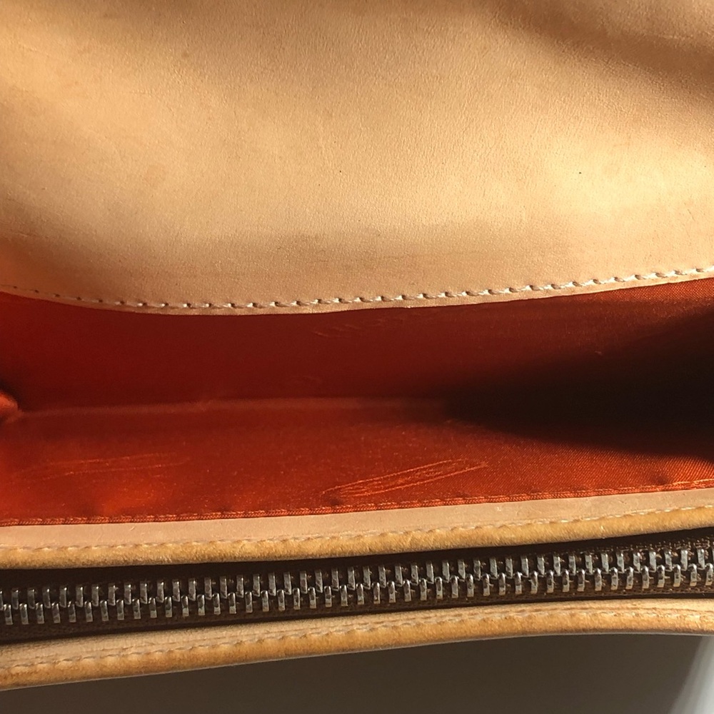COACH Wallet Brown Canvas Signature Pattern w/ Tan Leather Bifold Medium Compact - Picture 13 of 15